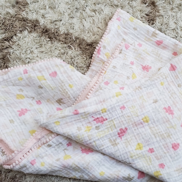 Swaddle Blanket - Picture 5 of 5